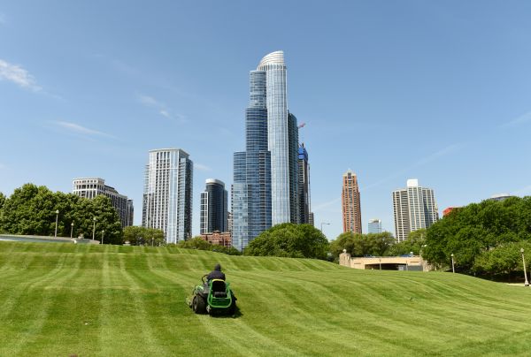 Cost of Corporate Lawn Mowing in Seattle